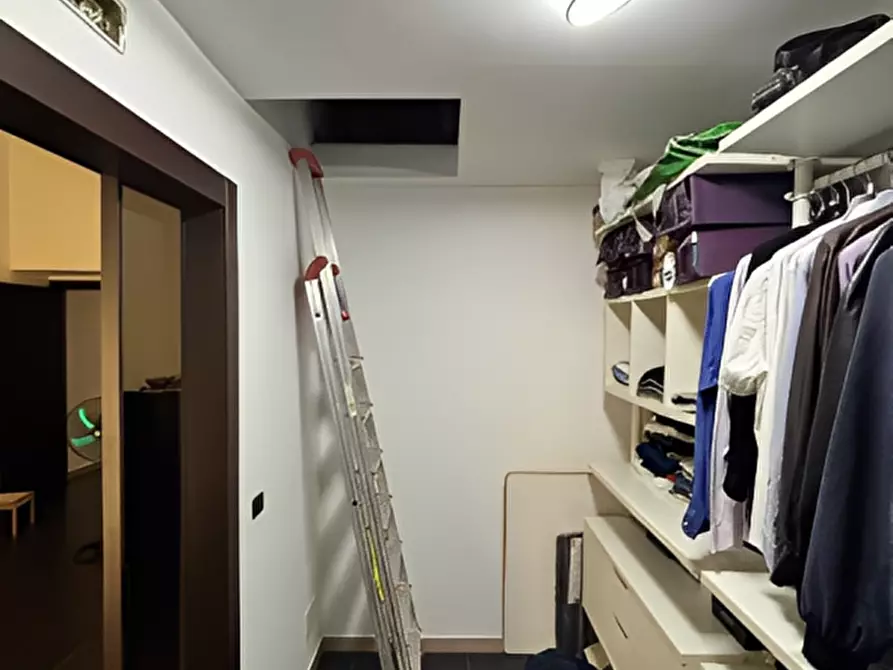 Immagine 7 di Appartamento in vendita  in Via Francesco Bellucci Sessa 3 a Portici