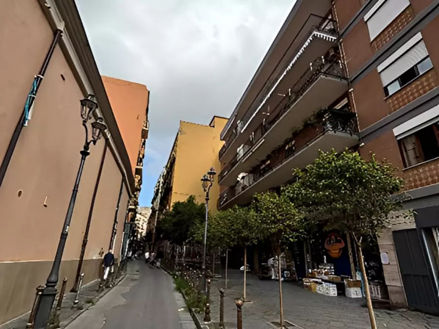 Immagine 13 di Appartamento in vendita  in Via Francesco Bellucci Sessa 3 a Portici