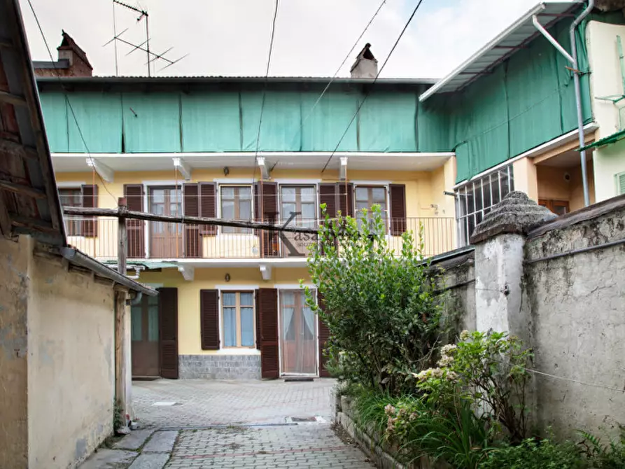 Immagine 1 di Casa indipendente in vendita  in VIA  RUA n.4 a Caluso