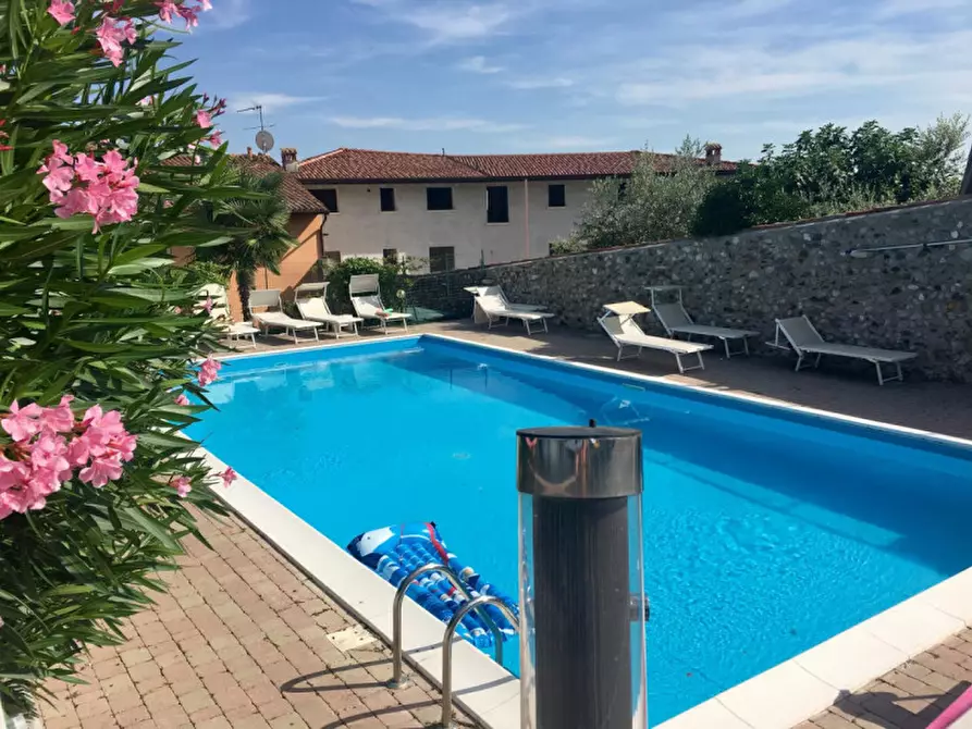 Immagine 11 di Appartamento in vendita  in Via Novaglio 6 a Polpenazze Del Garda
