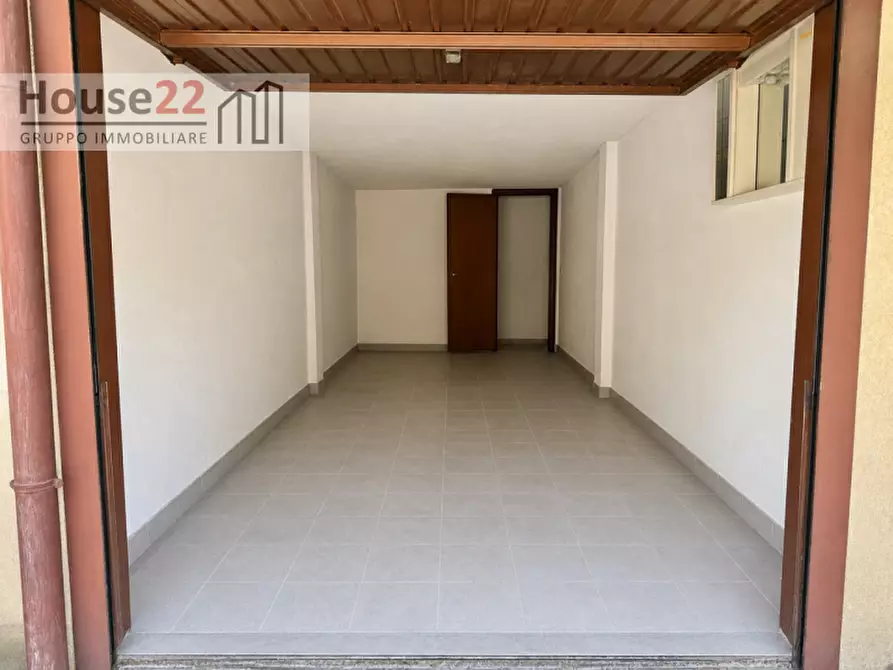 Immagine 19 di Appartamento in vendita  in Strada Postumia 205 a Vicenza