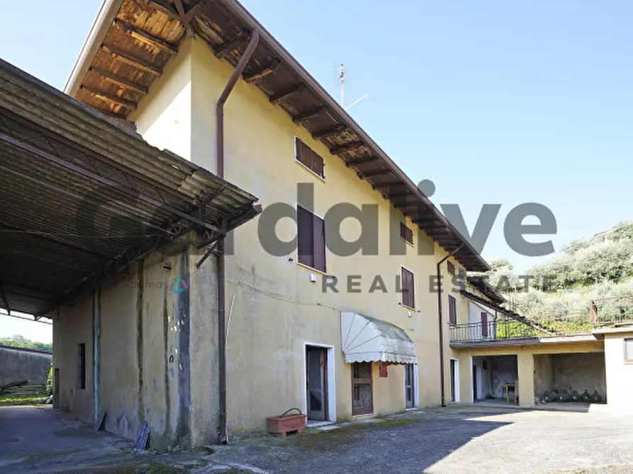 Immagine 1 di Rustico / casale in vendita  in Via indipendenza 19 a Puegnago Sul Garda