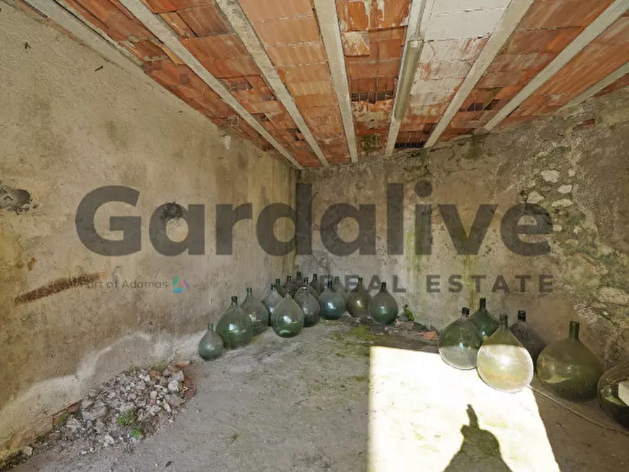 Immagine 9 di Rustico / casale in vendita  in Via indipendenza 19 a Puegnago Sul Garda