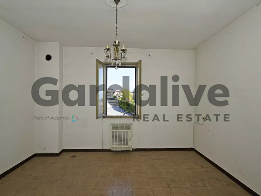 Immagine 18 di Rustico / casale in vendita  in Via indipendenza 19 a Puegnago Sul Garda