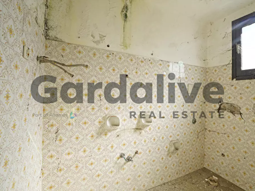 Immagine 20 di Rustico / casale in vendita  in Via indipendenza 19 a Puegnago Sul Garda