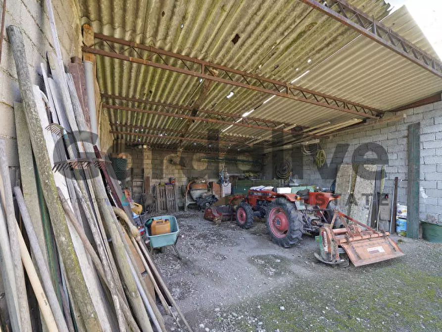 Immagine 25 di Rustico / casale in vendita  in Via indipendenza 19 a Puegnago Sul Garda