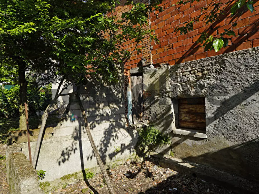 Immagine 30 di Rustico / casale in vendita  in Via indipendenza 19 a Puegnago Sul Garda