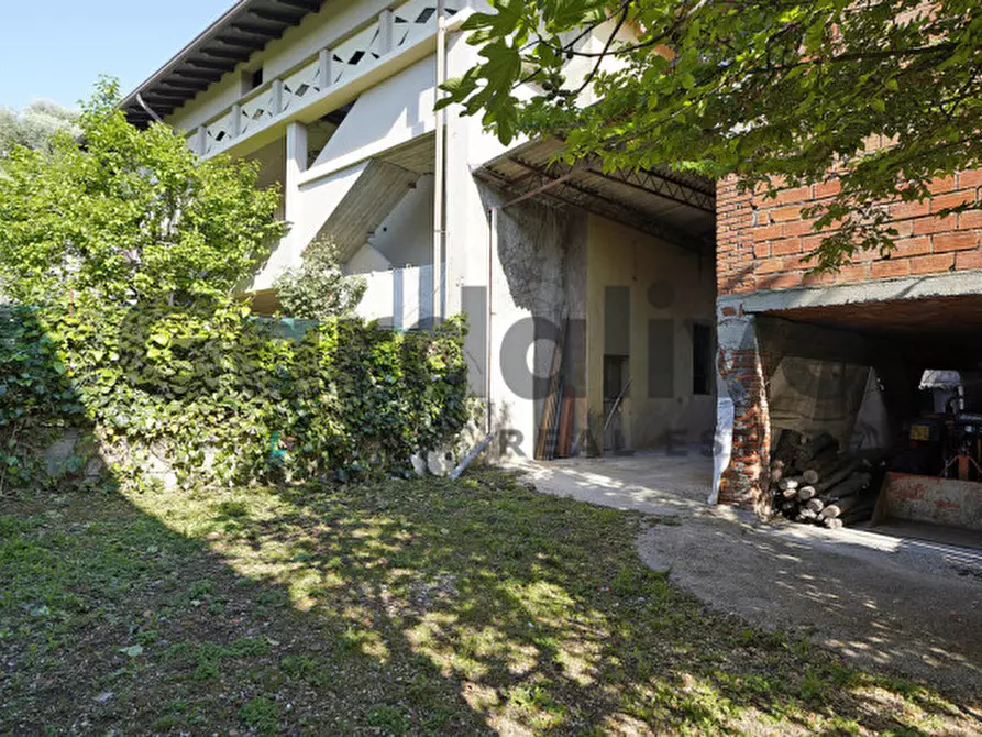 Immagine 31 di Rustico / casale in vendita  in Via indipendenza 19 a Puegnago Sul Garda