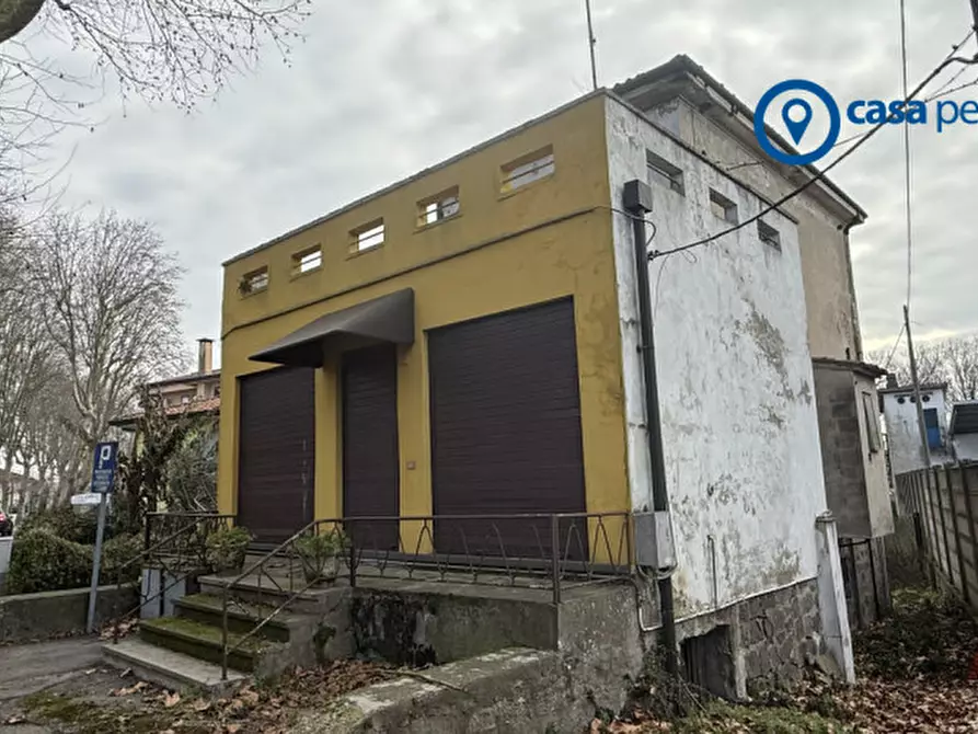 Immagine 3 di Casa indipendente in vendita  in Viale Giovanni Amendola, 49 a Rovigo
