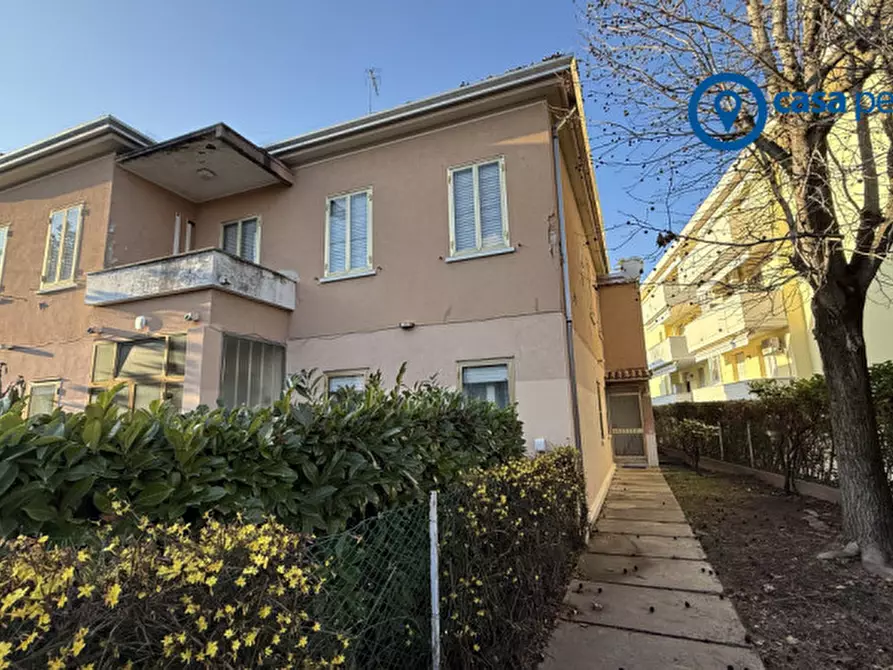 Immagine 15 di Casa bifamiliare in vendita  in Via Pietro Mascagni, 48 a Rovigo