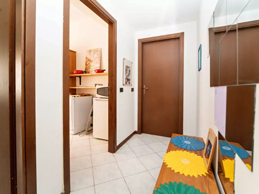 Immagine 8 di Appartamento in vendita  in Via Nicola d'Apulia a Milano