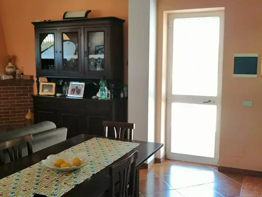 Immagine 7 di Villa in vendita  a Andria