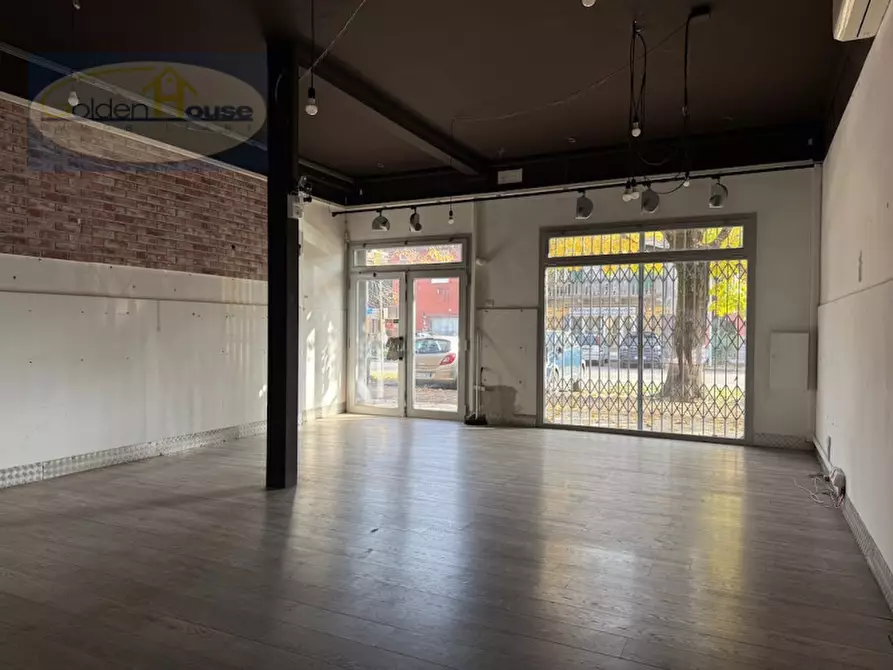 Immagine 5 di Negozio in vendita  in Corso Giuseppe Mazzini 321 a Molinella