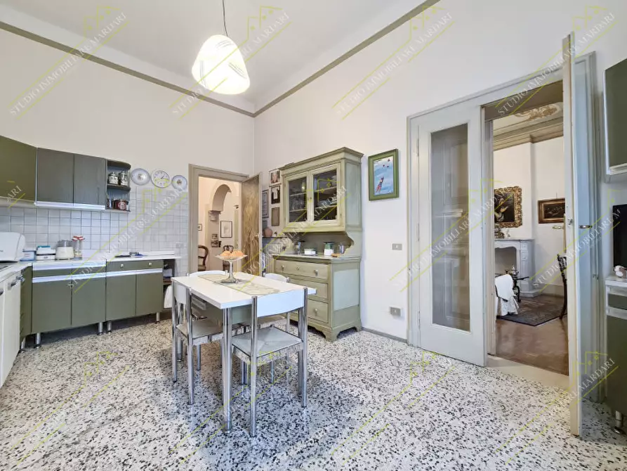 Immagine 21 di Appartamento in vendita  in Viale Caduti in Guerra a Modena