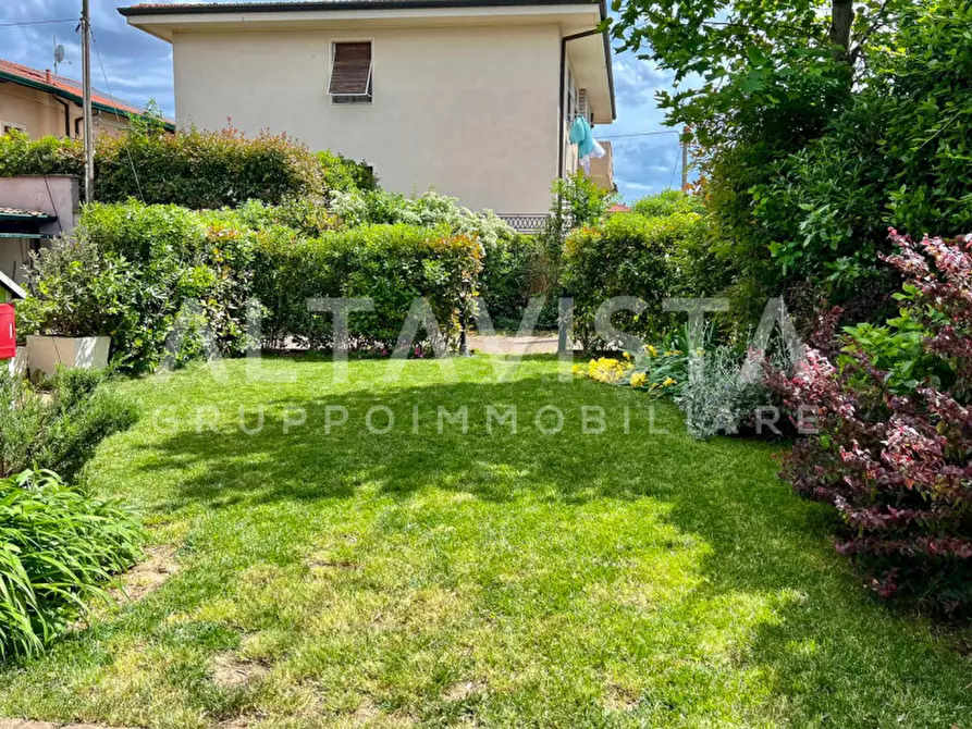 Immagine 2 di Appartamento in vendita  in Via Vittorio Veneto a Mazzano