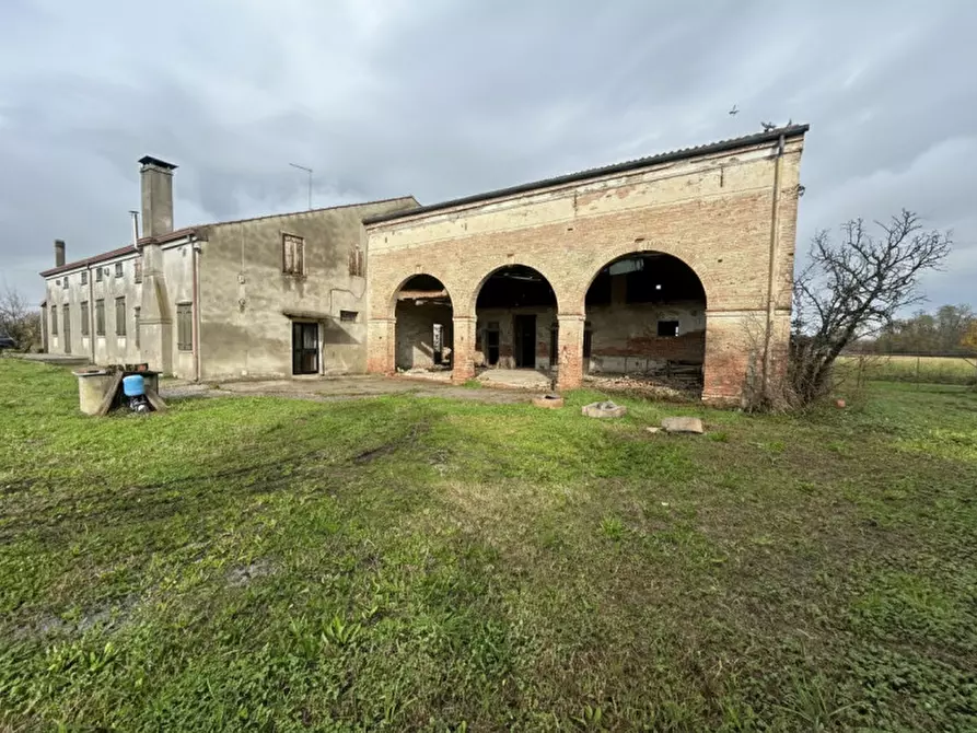 Immagine 1 di Rustico / casale in vendita  in Via Reolda a Veggiano