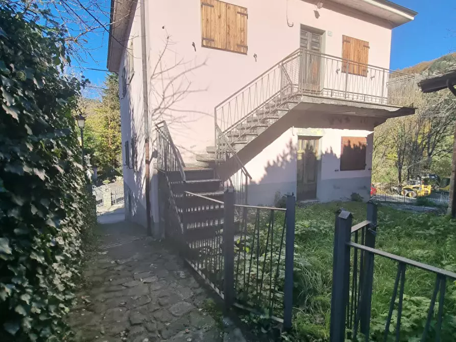 Immagine 7 di Casa indipendente in vendita  a Riolunato