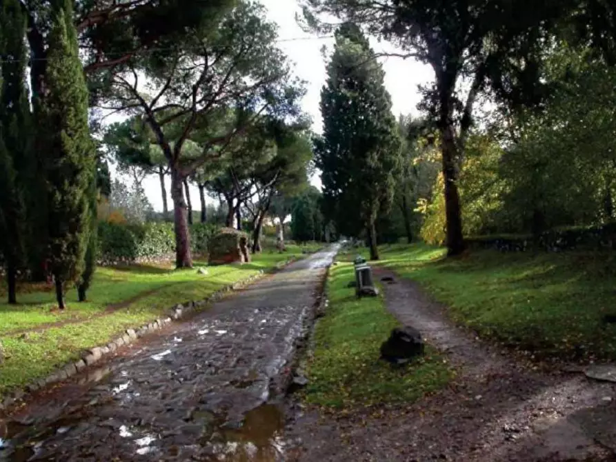 Immagine 7 di Villa in vendita  in Via Appia Antica, 280, 00178 Roma RM, Italia a Roma