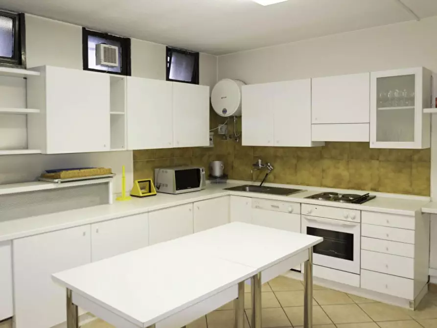 Immagine 9 di Capannone industriale in vendita  in Via Lazzaretto, 21042 Caronno Pertusella VA, Italia a Caronno Pertusella