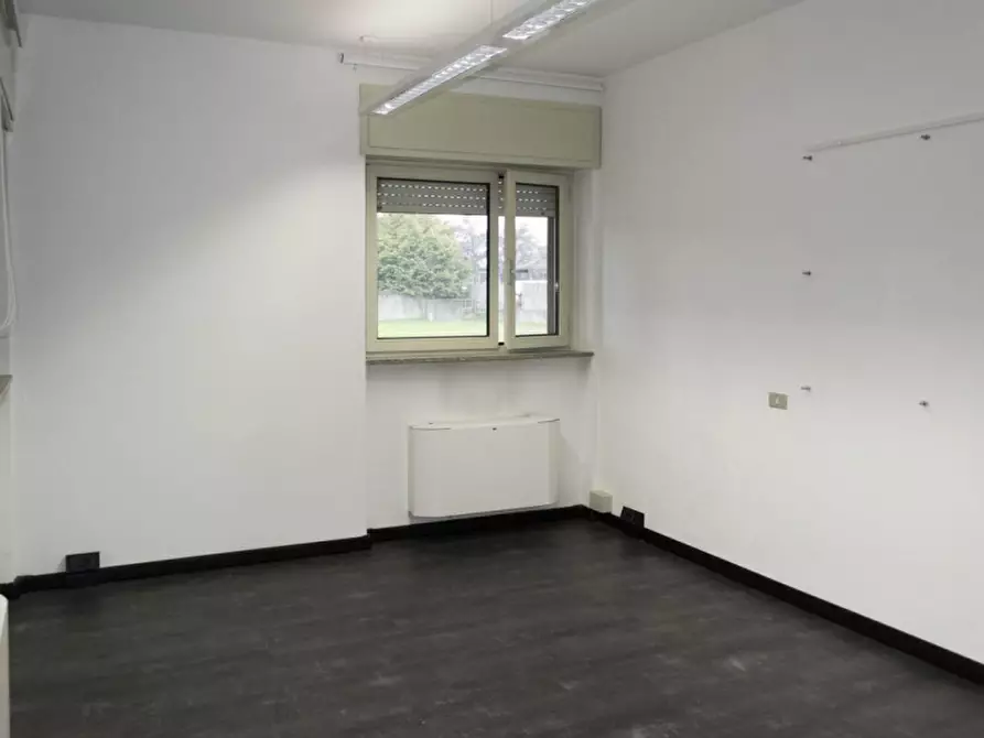 Immagine 12 di Capannone industriale in vendita  in Via Lazzaretto, 21042 Caronno Pertusella VA, Italia a Caronno Pertusella