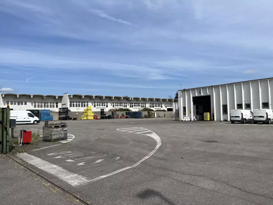 Immagine 21 di Capannone industriale in vendita  in Via Lazzaretto, 21042 Caronno Pertusella VA, Italia a Caronno Pertusella