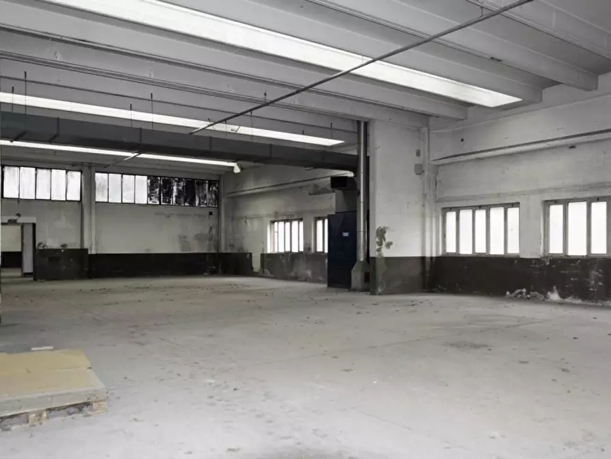 Immagine 26 di Capannone industriale in vendita  in Via Lazzaretto, 21042 Caronno Pertusella VA, Italia a Caronno Pertusella
