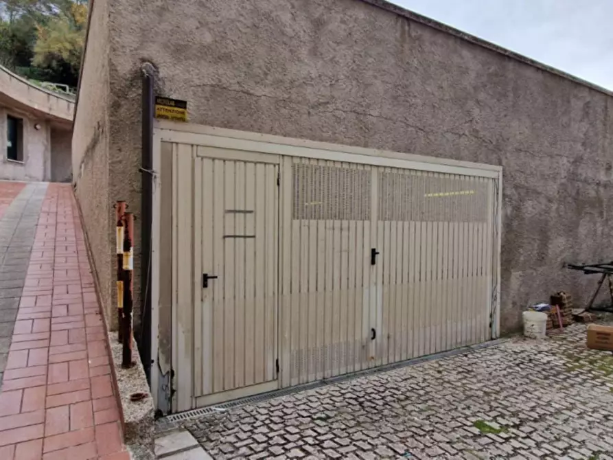 Immagine 1 di Negozio in vendita  in Piazza Rosselli, 24, 60100 Ancona AN, Italia a Ancona