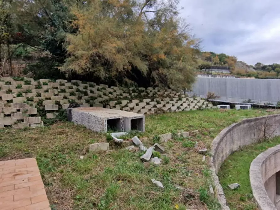 Immagine 8 di Negozio in vendita  in Piazza Rosselli, 24, 60100 Ancona AN, Italia a Ancona