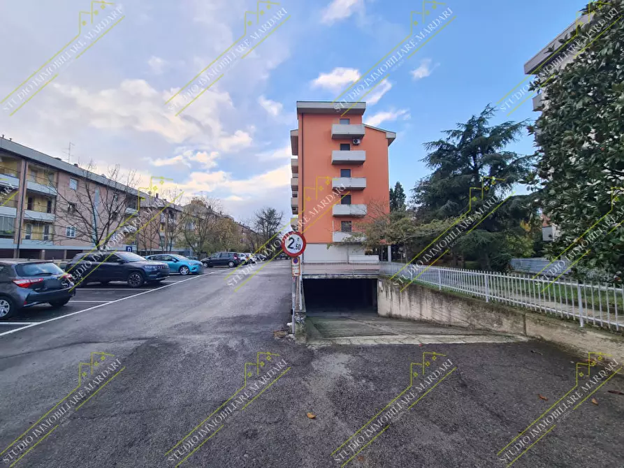 Immagine 2 di Appartamento in vendita  in Via Tito Speri a Modena