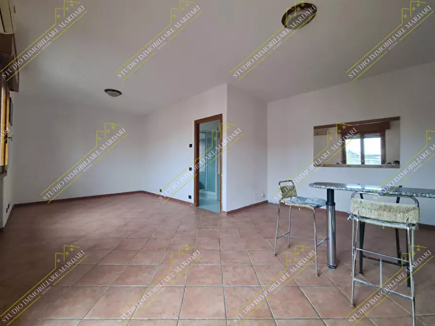 Immagine 10 di Appartamento in vendita  in Via Tito Speri a Modena