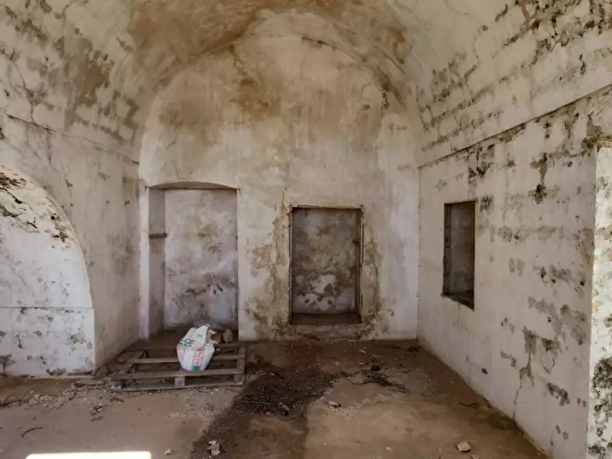 Immagine 4 di Rustico / casale in vendita  in SP 174 a Casarano