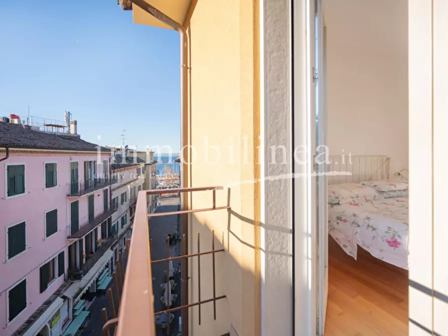 Immagine 9 di Appartamento in vendita  in VIA SAN GIOVANNI n. 7 Piano 3 a Garda