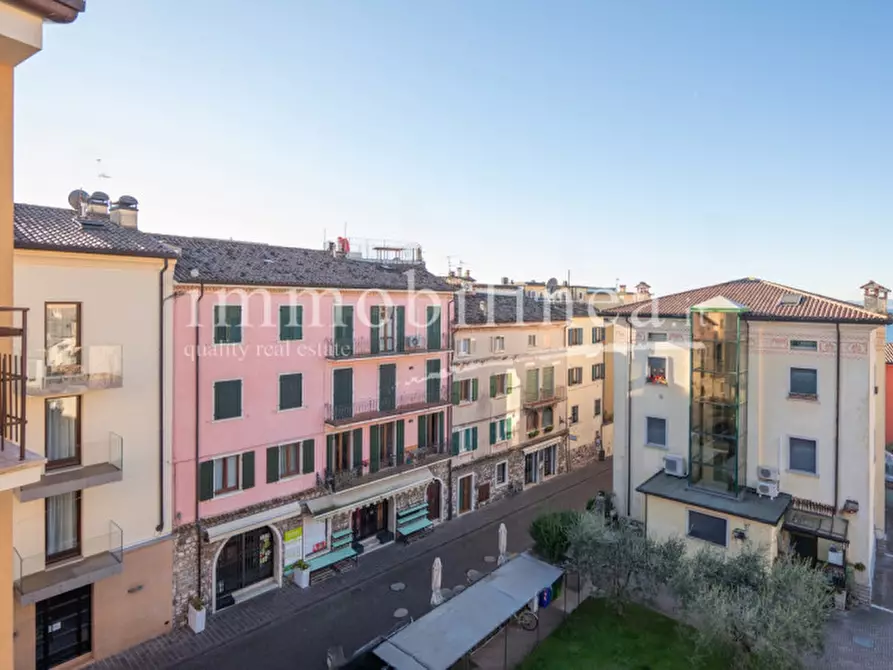 Immagine 10 di Appartamento in vendita  in VIA SAN GIOVANNI n. 7 Piano 3 a Garda