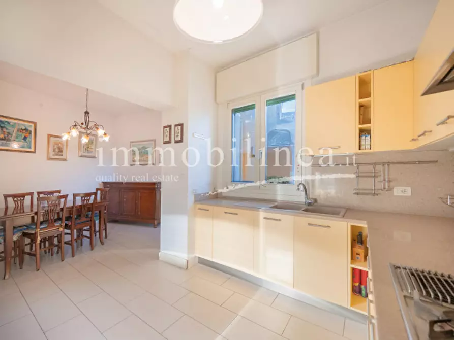 Immagine 35 di Appartamento in vendita  in VIA SAN GIOVANNI n. 7 Piano 3 a Garda