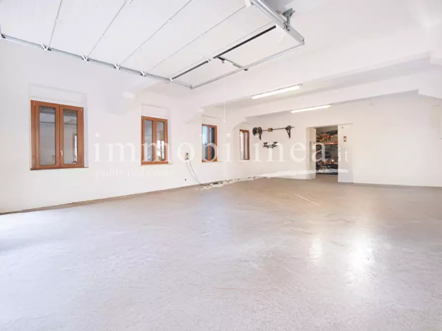 Immagine 48 di Appartamento in vendita  in VIA SAN GIOVANNI n. 7 Piano 3 a Garda