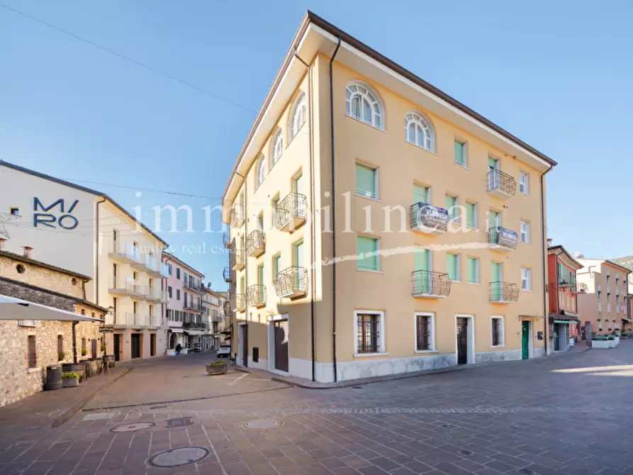 Immagine 55 di Appartamento in vendita  in VIA SAN GIOVANNI n. 7 Piano 3 a Garda