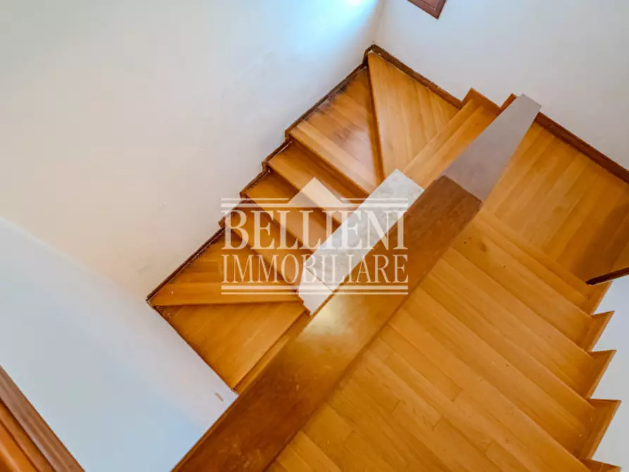 Immagine 15 di Villa in vendita  in via Giardi a Arcugnano