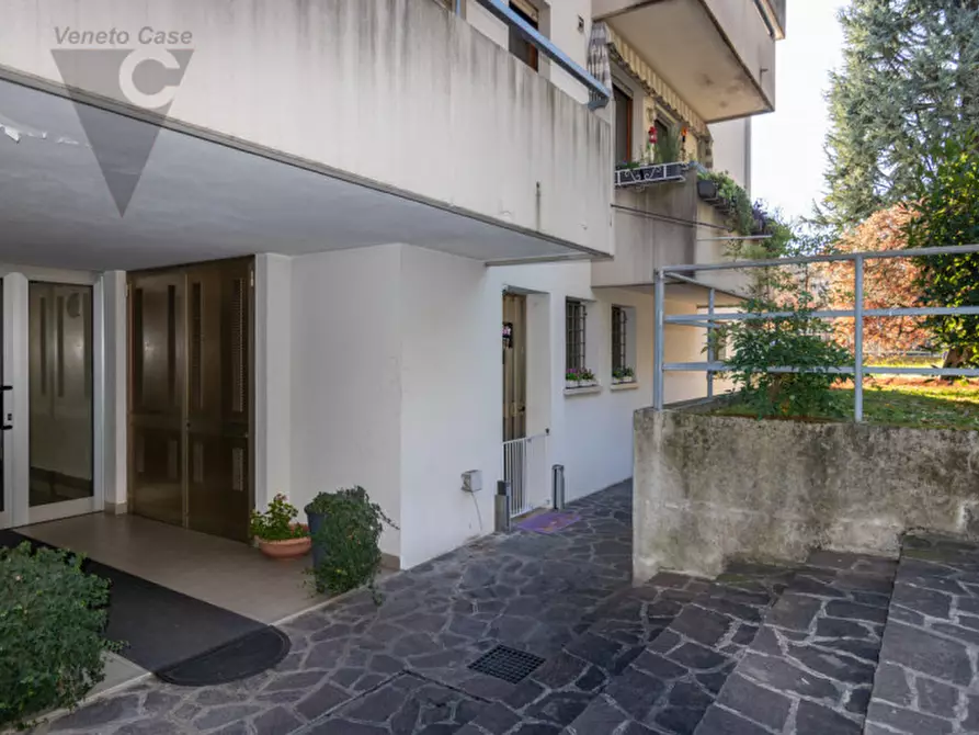 Immagine 21 di Appartamento in vendita  a Ponte San Nicolò