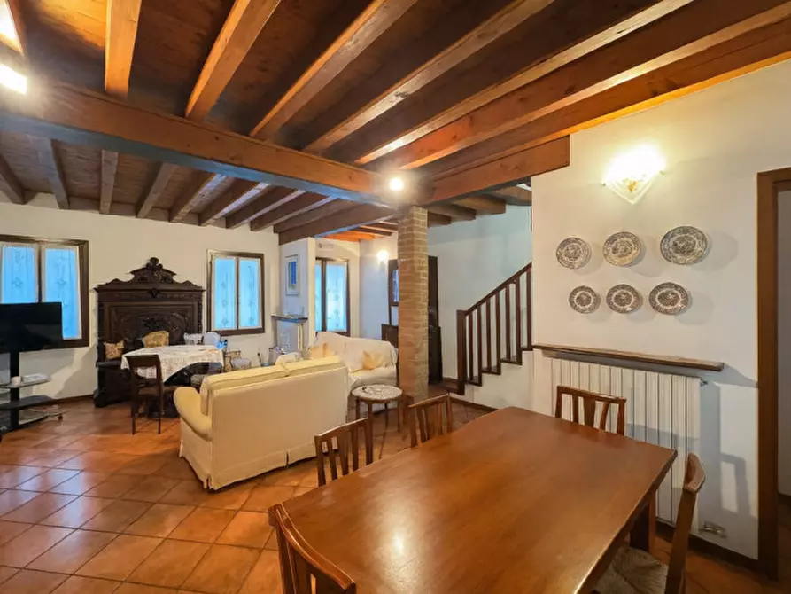 Immagine 2 di Villetta a schiera in vendita  in Via Giovanni Verga a Treviso