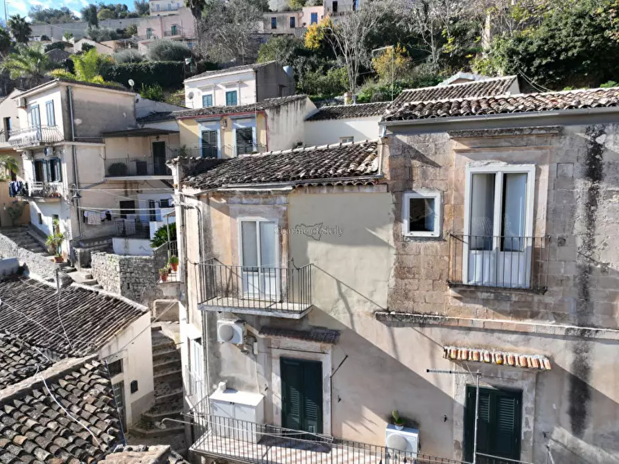 Immagine 9 di Appartamento in vendita  in Via Giuseppe Gugliotta a Modica