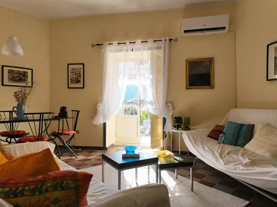 Immagine 19 di Appartamento in vendita  in Via Giuseppe Gugliotta a Modica