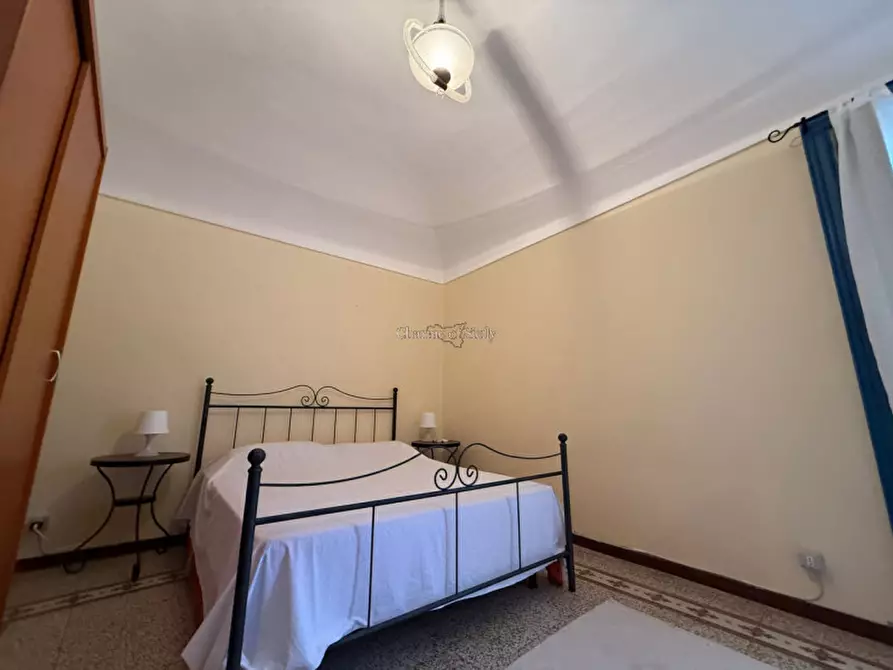 Immagine 35 di Appartamento in vendita  in Via Giuseppe Gugliotta a Modica