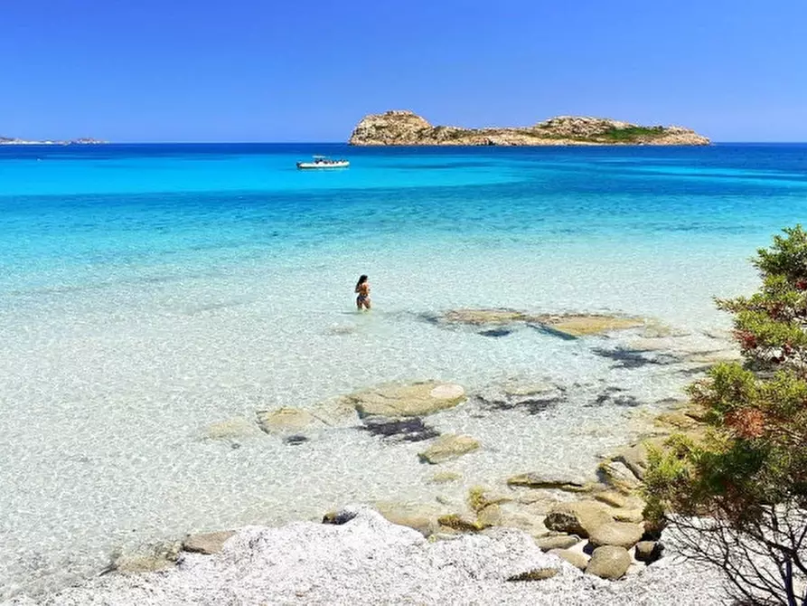 Immagine 11 di Appartamento in vendita  in Via is loccis 10 a Giba