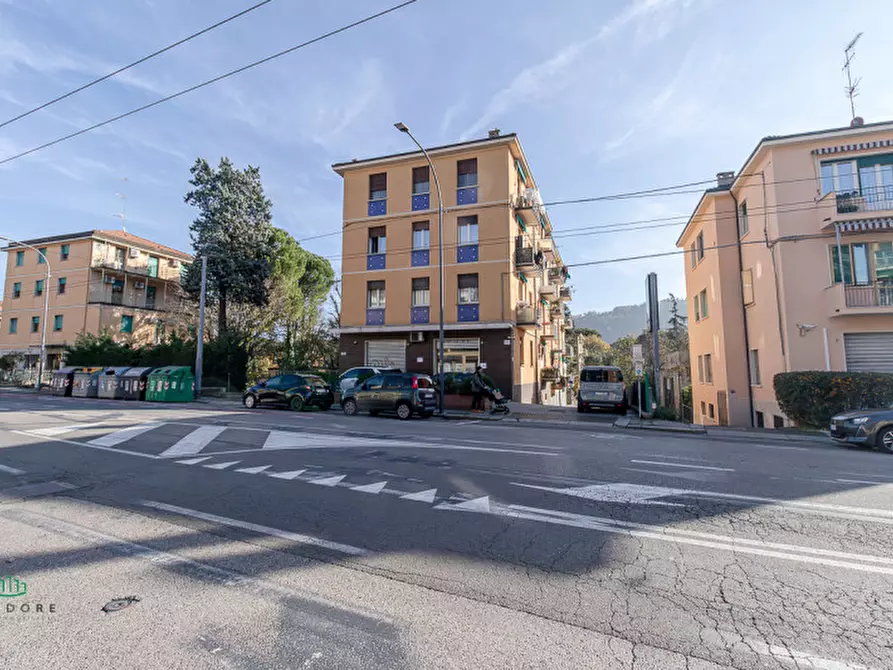 Immagine 2 di Appartamento in vendita  in via toscana 176 a Bologna