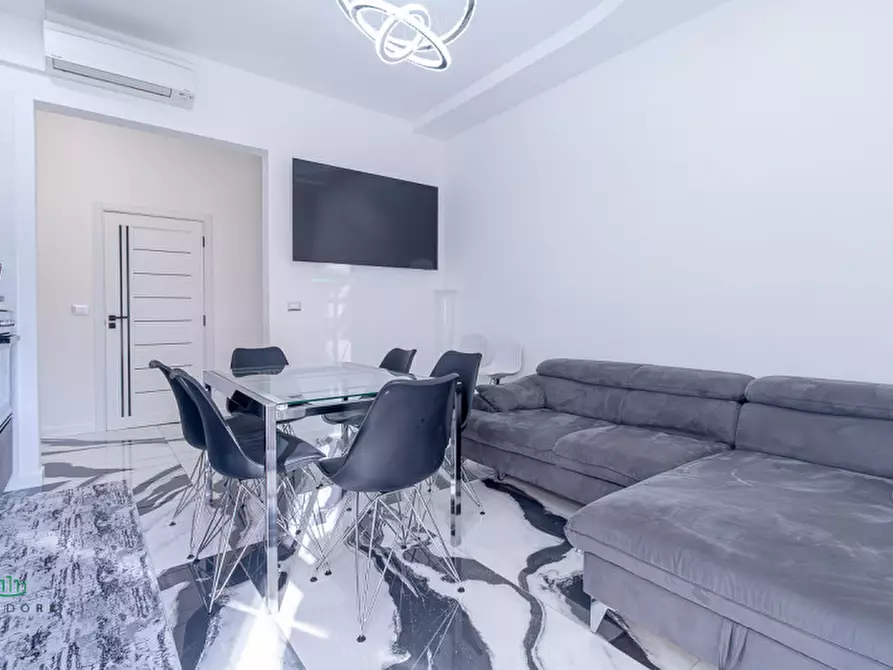 Immagine 6 di Appartamento in vendita  in via toscana 176 a Bologna