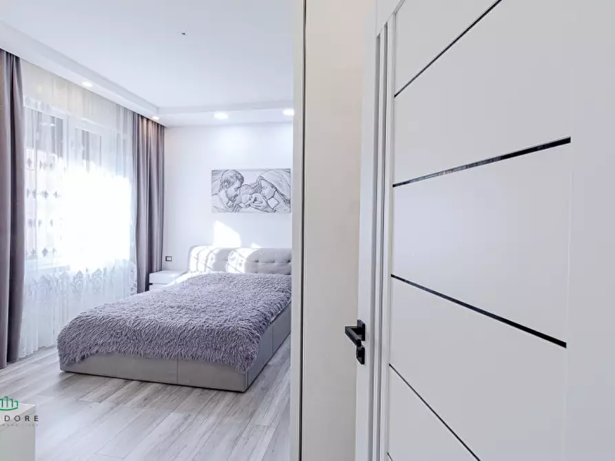 Immagine 9 di Appartamento in vendita  in via toscana 176 a Bologna