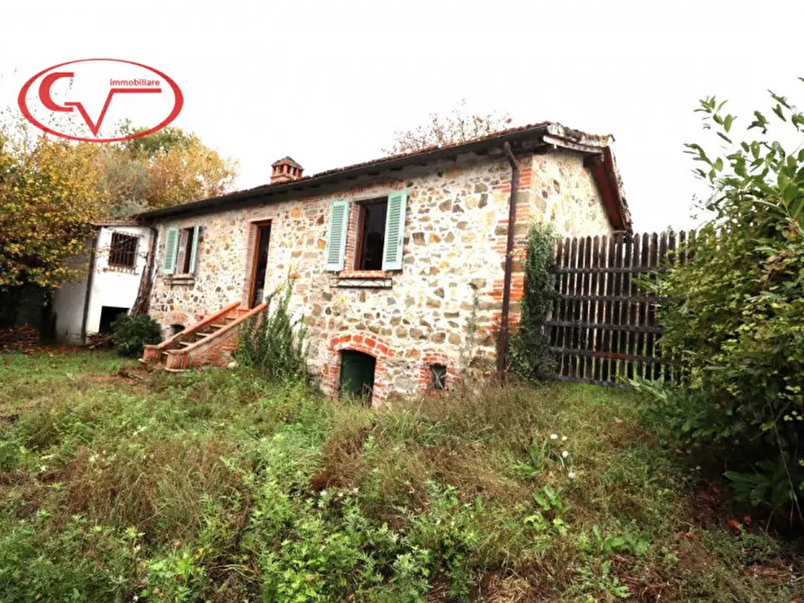 Immagine 1 di Casa indipendente in vendita  in macie a Cavriglia