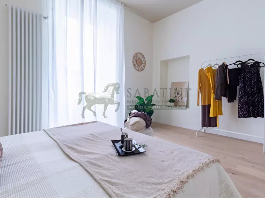 Immagine 9 di Appartamento in vendita  in via Pietro Maroncelli 9 a Milano