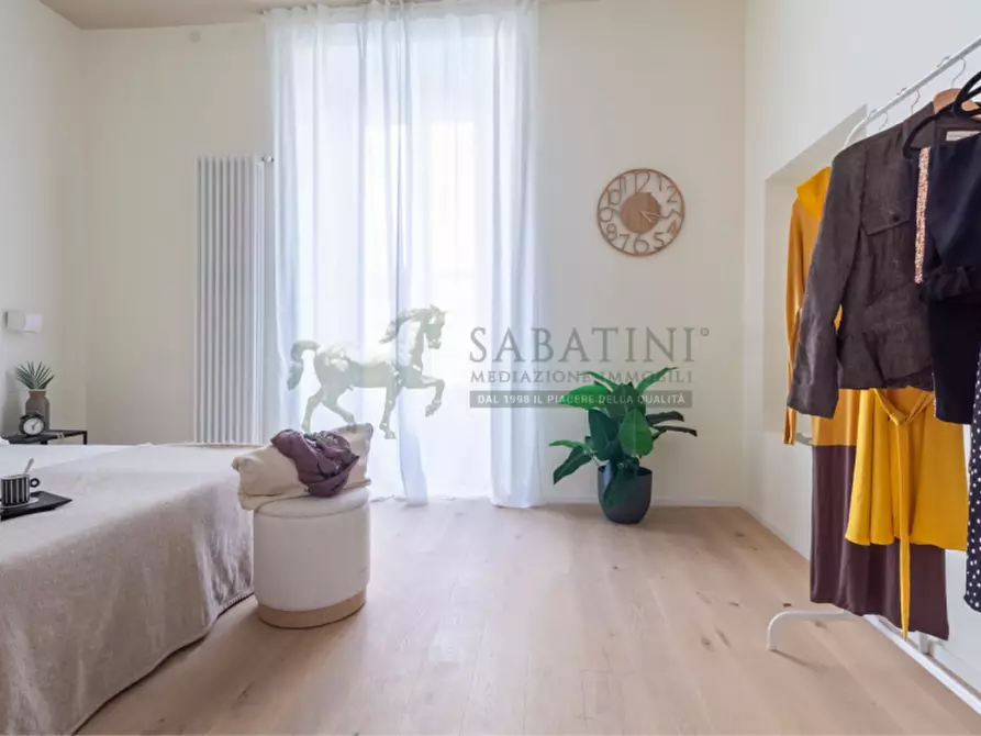 Immagine 10 di Appartamento in vendita  in via Pietro Maroncelli 9 a Milano