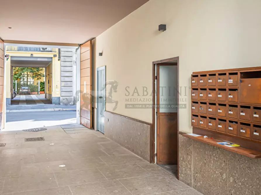 Immagine 22 di Appartamento in vendita  in via Pietro Maroncelli 9 a Milano